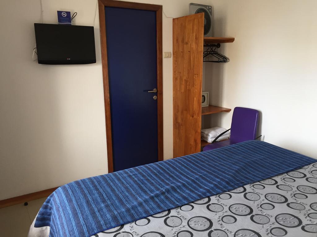 איקוויקה Hotel Esmeralda חדר תמונה