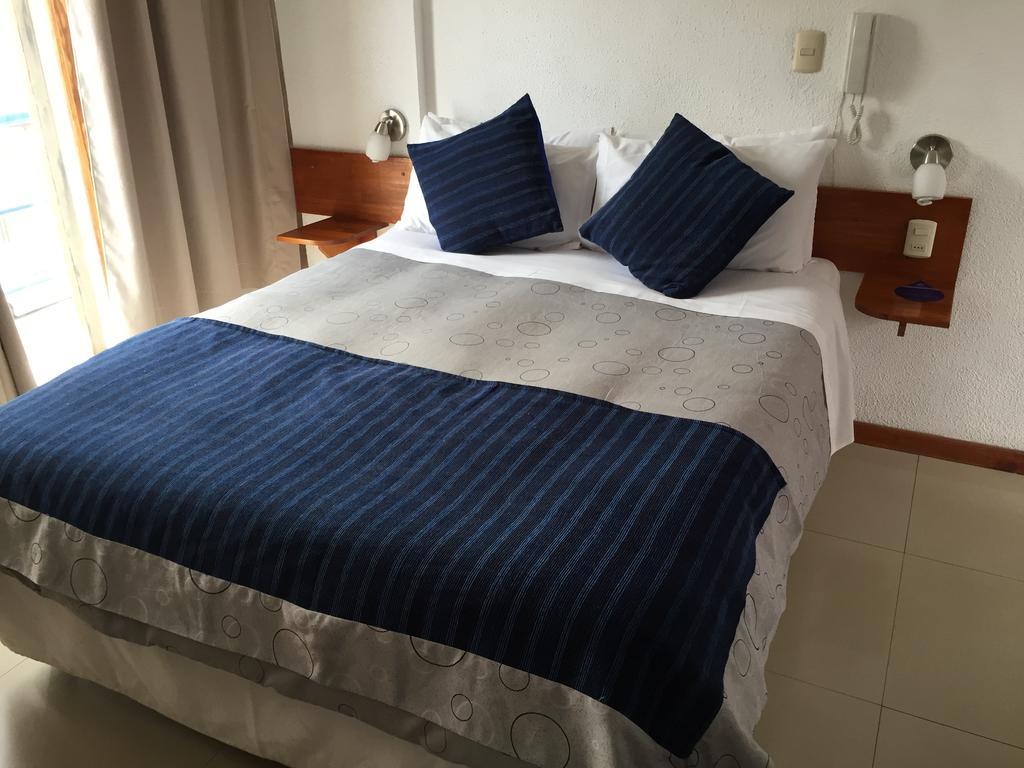 איקוויקה Hotel Esmeralda חדר תמונה