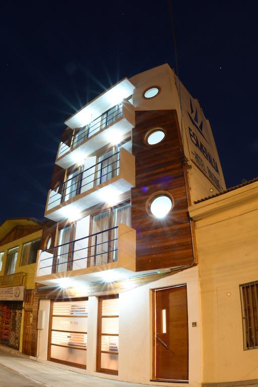 איקוויקה Hotel Esmeralda מראה חיצוני תמונה